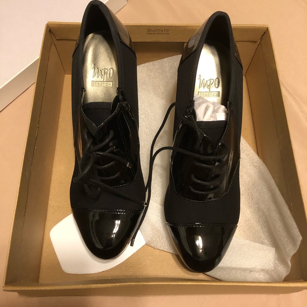 Shoes - Picture 7 of 8